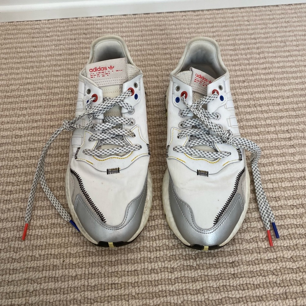 ADIDAS NITE JOGGER SNEAKERS